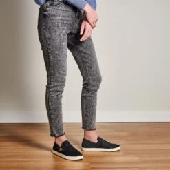 OluKai Pehuea - Black 11 OluKai Pehuea - Black -Olukai Shoes 20271 4040 102 W PEHUEA BlackBlack