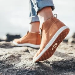 OluKai Hawai‘iloa Manu Hope - Fox / Off White 12 OluKai Hawai‘iloa Manu Hope - Fox / Off White -Olukai Shoes 20397 FX18 W 102 HawaiiloaManuHope FoxOfw