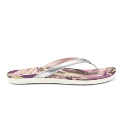 OluKai Ho‘ōpio Hau - Silver / Pineapple