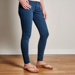 OluKai ‘Aukai - Tan -Olukai Shoes 20442 3434 102 W AUKAI TanTan