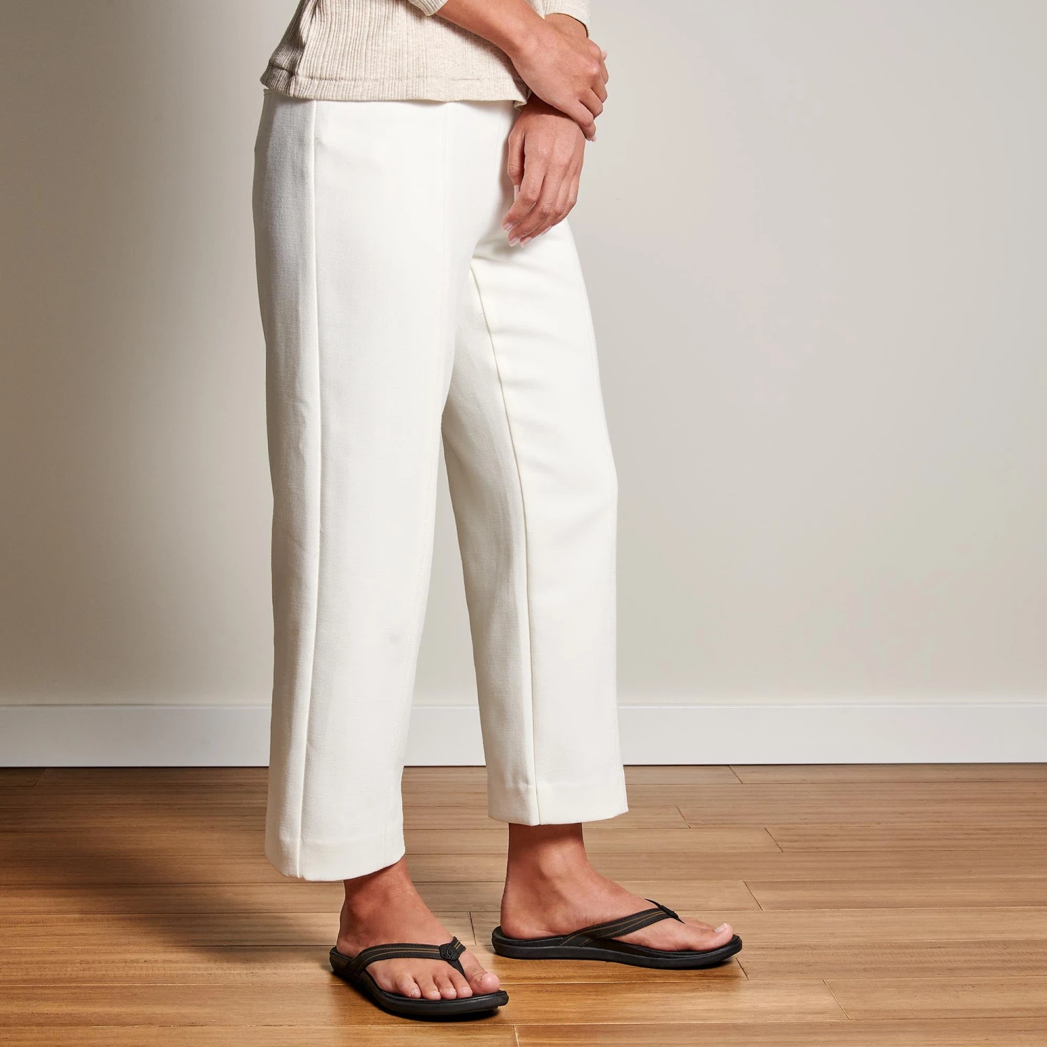 OluKai ‘Aukai - Black 6 OluKai ‘Aukai - Black - Image 4