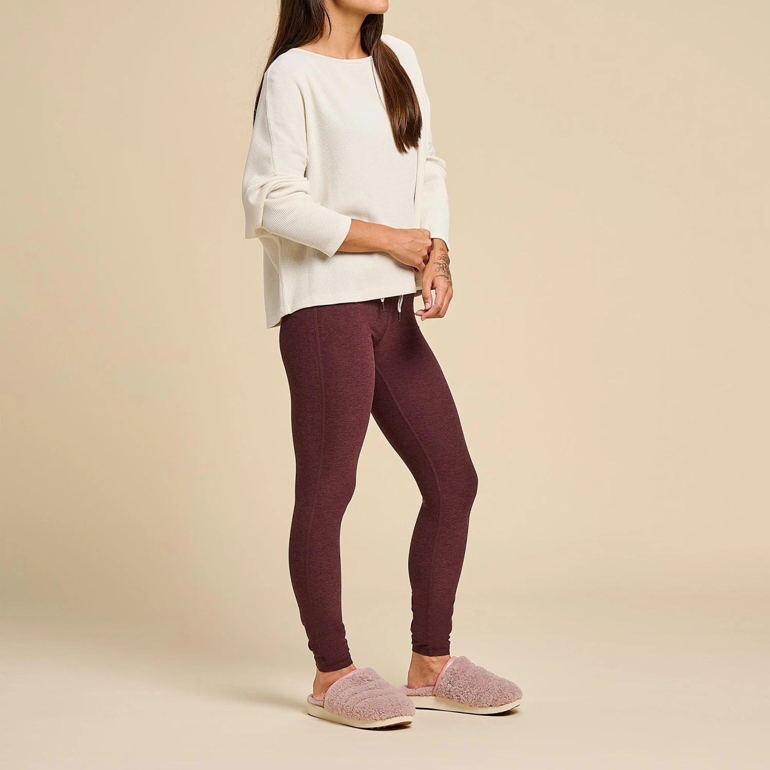 OluKai Pūpū Mua - Pink Sea Salt 8 OluKai Pūpū Mua - Pink Sea Salt - Image 6