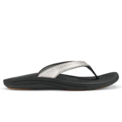 OluKai Women's Kulapa Kai Flip Flops