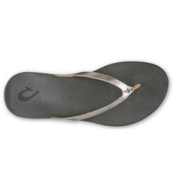 OluKai Women's Ho'opio Leather Flip Flops -Olukai Shoes b978efbf 8a16 40c1 9f56 5b79a9383380