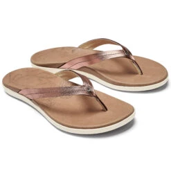 OluKai Women's Honu Sandals